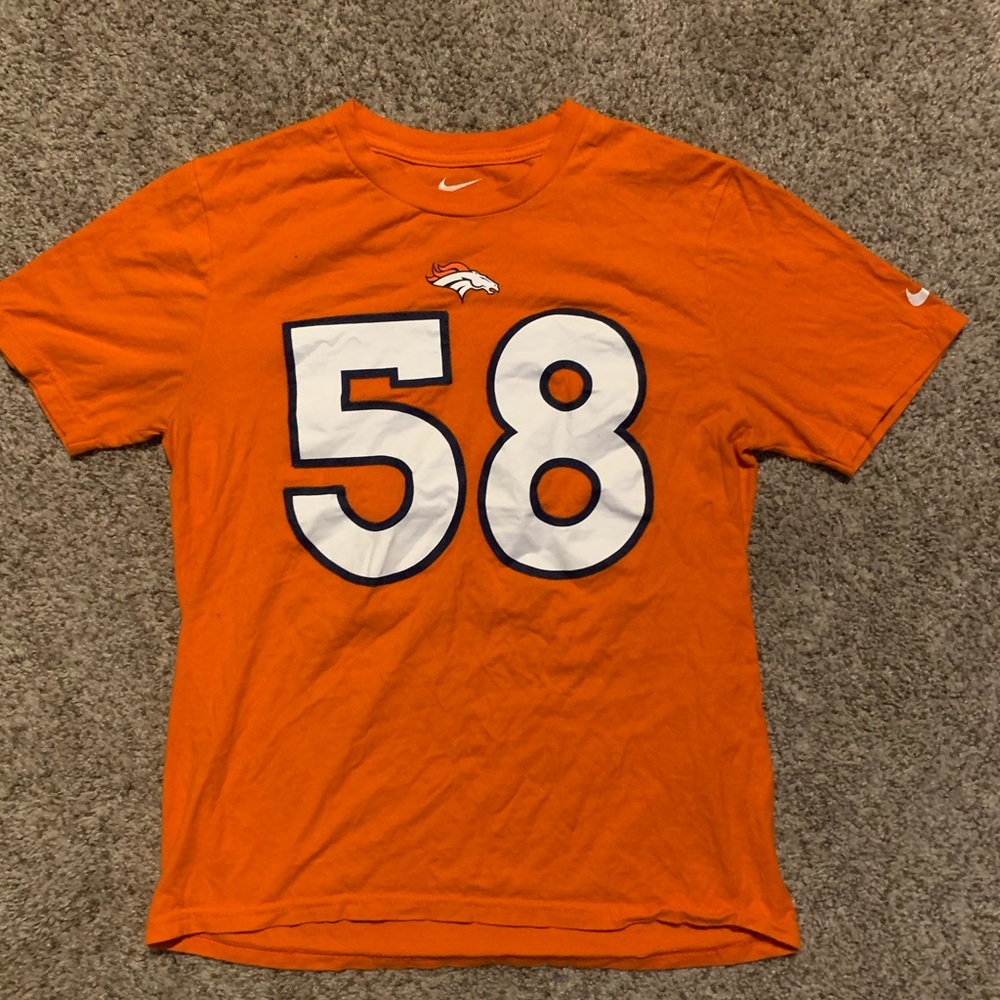 NIKE NFL Broncos shirt 🔥